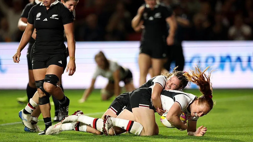 Incredible Canada shock tournament favorites to progress to championship match